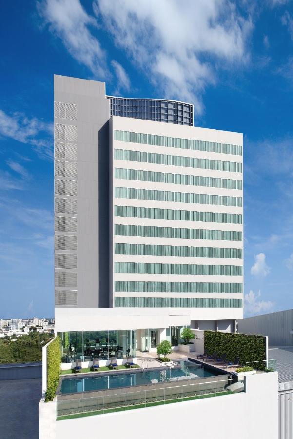 Centre Point Hotel Terminal21 Korat Nakhonratchasima Εξωτερικό φωτογραφία The hotel