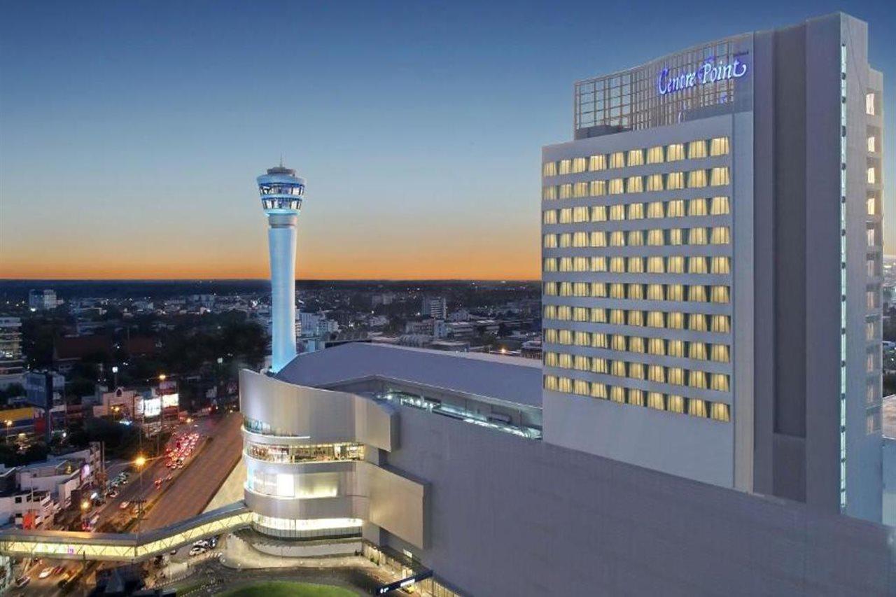 Centre Point Hotel Terminal21 Korat Nakhonratchasima Εξωτερικό φωτογραφία The hotel